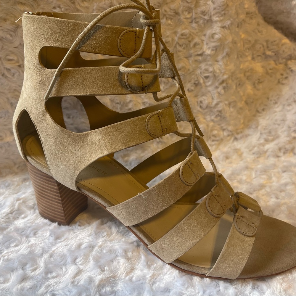 Marc Fisher Paradox Beige Suede Block Heels Sandals Gladiator Lace Up New 11W